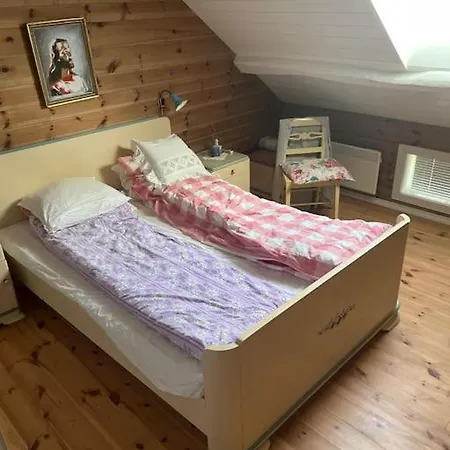 Koselig Gammelt Gardstun