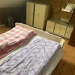 Koselig Gammelt Gardstun * Stavanger